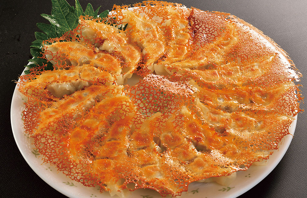 
餃子の王国　黒豚でか生餃子どでかドン1.8kg(36個)
