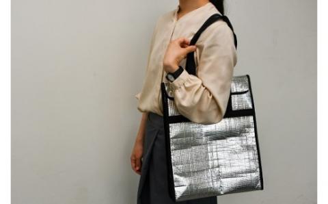 日本製 保冷バッグ2個（手提げ用・肩掛け用　各1種）