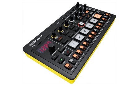 【Roland】AIRA Compact / P-6 Creative Sampler 【配送不可：離島】楽器 手のひらサイズ 静岡 浜松市