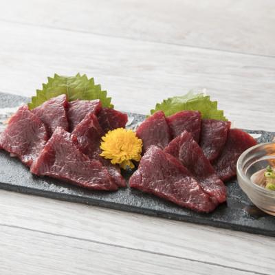 ふるさと納税 多良木町 【毎月定期便】桜屋　赤身馬刺し400g 専用醤油付き150ml×1本(多良木町)全6回