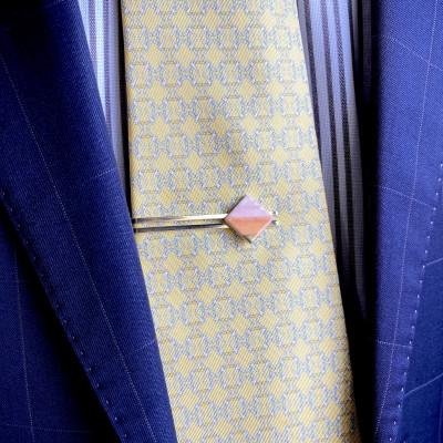 ふるさと納税 茅ヶ崎市 ArtOpus. ネクタイピン ホライズン ピンク橙 湘南 茅ヶ崎市 陶磁器 アートギフト |  | 01