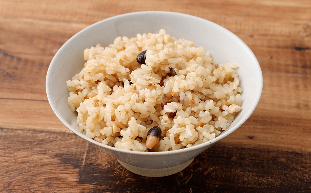 たんぱく質が摂れるやわらか玄米300g×8袋