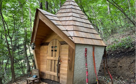 こびとの森自然探検あそび　小学生1名体験権 | 自然体験 アウトドア体験型 ファミリー向け 子ども冒険 森の探検 ファンタジー体験 ネイチャーゲーム こびとの家 秘密の宝箱 童話の世界 自然学習 非日