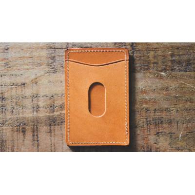 ふるさと納税 栃木市 【minca】栃木レザーのタテ型パスケース 定期入れ パスホルダー01/キャメル　694 |  | 01