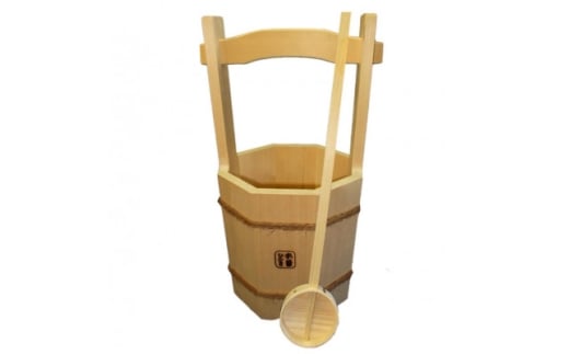 ＜池田木材＞天然木曽ひのき 八角手付き木桶+柄杓のセット【1683663】