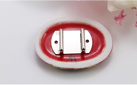 A15-40 有田焼帯留め 赤金桜紋様 有田焼アクセサリー二宮閑山