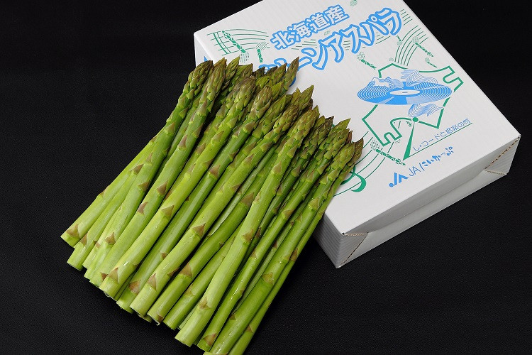 
                  グリーンアスパラ 北海道新冠産（900g）
                