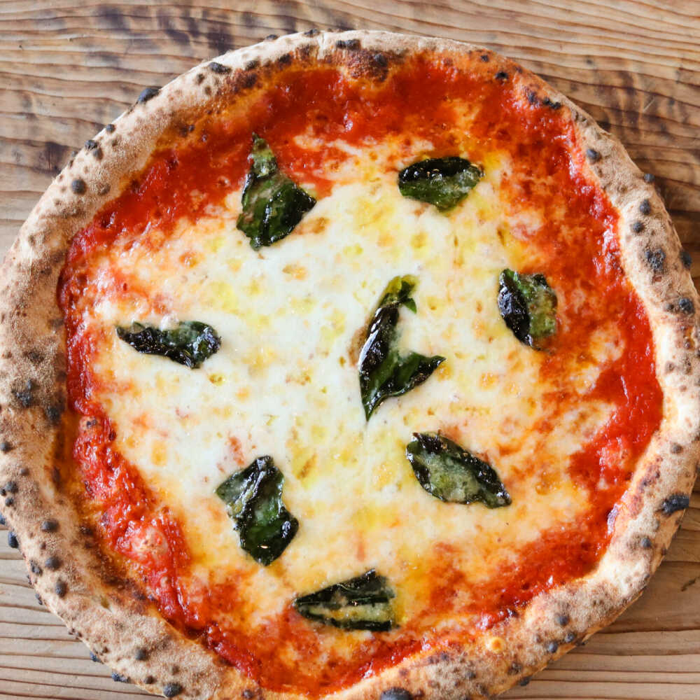 【ふるさと納税】【 ナポリピッツァ専門店 が作る 薪窯焼き 冷凍 ピッツァ セット 】 ナポリピッツァ の 王道 マルゲリータ ×3枚 計約990g/ イタリアン 熊本県 菊陽町【堀川ピッツァ】[BHBV002]