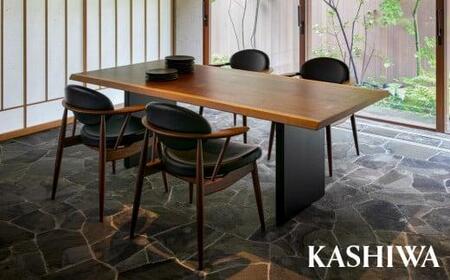 【KASHIWA】BOSS STYLE(ボススタイル)ダイニングチェア ウォールナット 座面：黒 飛騨の家具 椅子 いす 木製 AM055