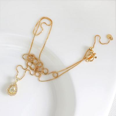 ふるさと納税 甲府市 甲府市発 K18イエローゴールド ダイヤモンドペンダント 0.35ct [WP-3273YG] |  | 02