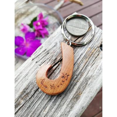 ふるさと納税 屋久島町 屋久杉イニシャルキーホルダー　”J”