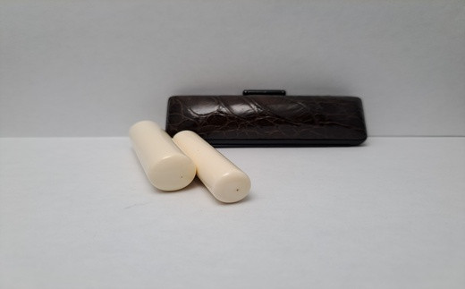 
                  高級芯持ち本象牙印鑑　2本セット（13.5ｍｍ／16.5ｍｍ）（ワニまたはカメケース・桐箱ケース付き）はんこ ハンコ 実印 銀行印 認印 オーダー
                