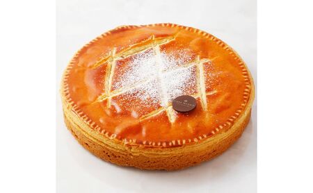 洋菓子店カサミンゴーの高級洋菓子 エンガディナー はちみつとクルミのタルト16cm お菓子 ケーキ 最高級洋菓子 