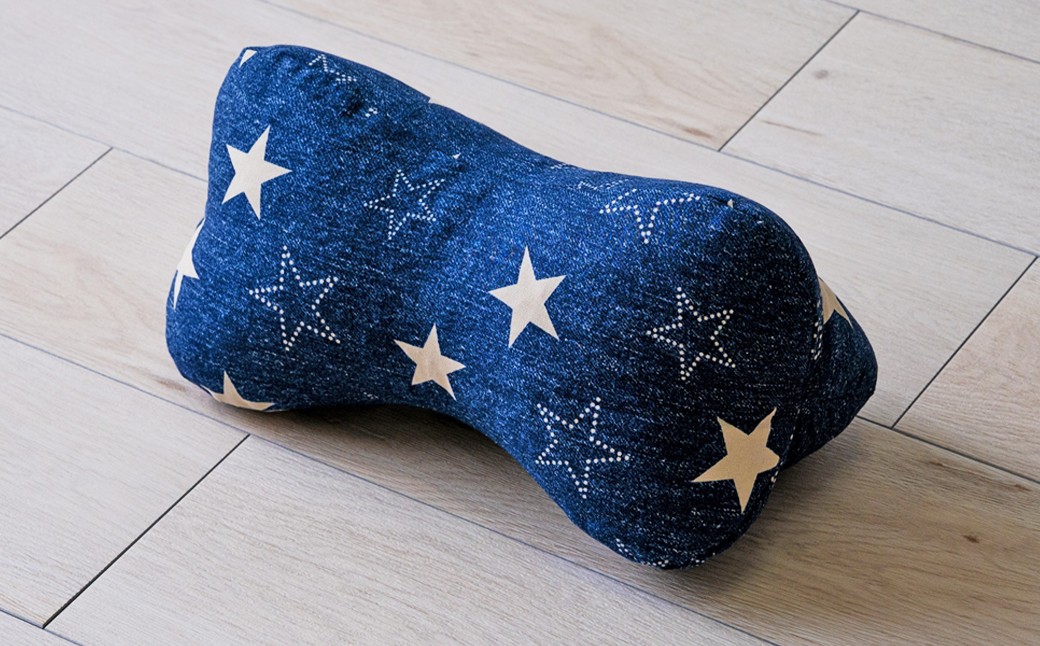 
            くつろぎほね枕 カジュアル 1個 ほね枕 枕 まくら マクラ 万能枕 寝具
          