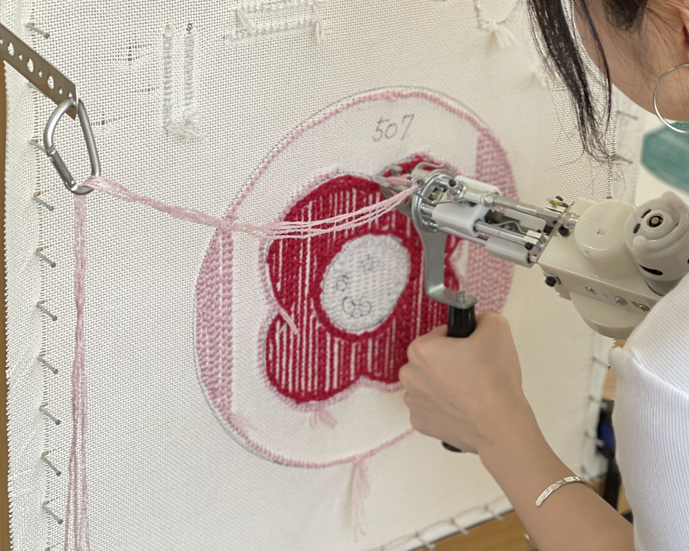 【体験】SORATOBU tufting studio 当日持ち帰り！チェアラグワークショップ（φ30cm）