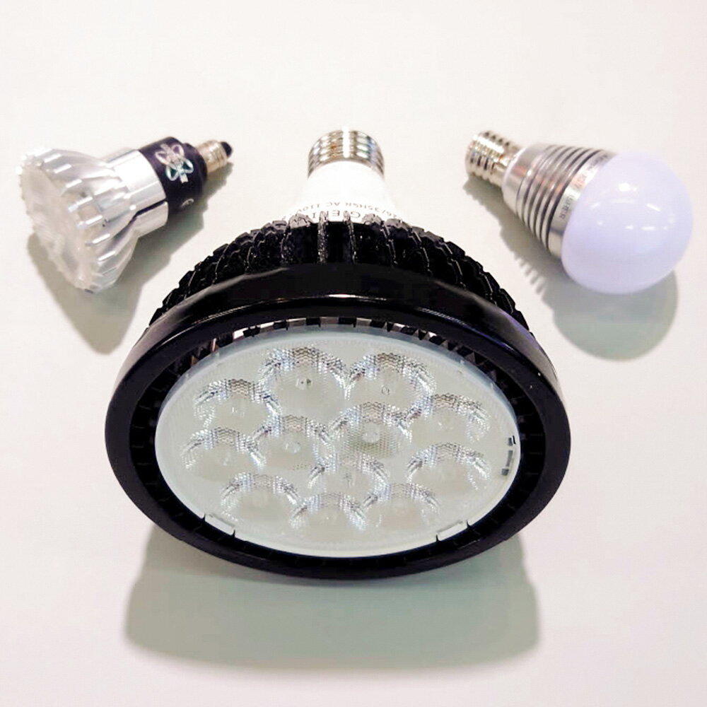 【ふるさと納税】衛生補助光搭載 LEDランプ HSRシリーズ ＜選べる電球タイプ＞ ハイビーム / 小型電球 / ハロゲン / 小型電球＋ハロゲン ランプ 照明 照明器具 電球 インテリア 東京都 北区 送料無料