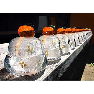 ふるさと納税 横芝光町 千葉県横芝光町産　ガラス鏡餅「もっちり 小」　サイズ:H80mm×W70mm |  | 02