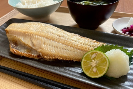 【訳アリ】無添加 塩 ホッケ 1kg（5枚）