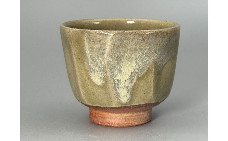 虫明焼 灰釉面取ぐい呑(黒井博史 作) 工芸品 食器 酒器 ぐい呑