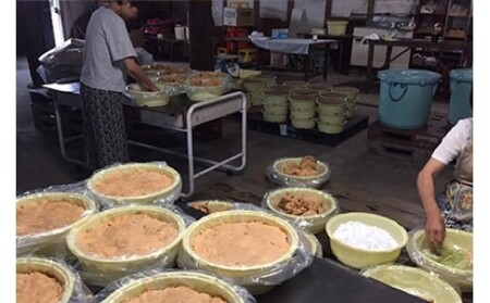 漬け物 無添加 特製 奈良漬け 約200g×4～5枚 酒蔵の酒粕漬け 酒粕付 化粧箱入 大正の創業より100年 老舗 森山酒造 