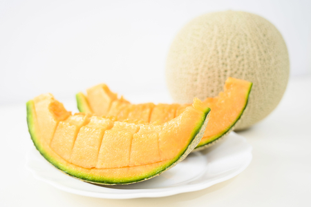 【先行予約】クインシーメロン 4玉入り 合計約5kg【2026年4月中旬〜5月中旬頃発送予定】