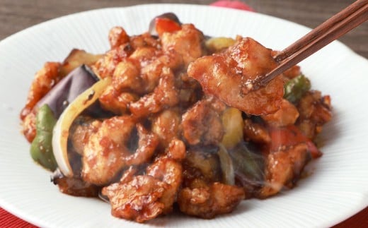 【訳あり】フライパンDE酢鶏（タレ付）  250g×8パック 合計2kg 鶏肉 とり肉 カットサイズ不揃い 酢 黒酢 タレ 国産 冷凍