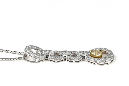 【一点もの】ダイヤモンド（0.64ct）K18WGペンダント　R57　K05088-H