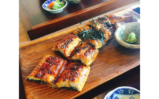 うなぎ蒲焼（大サイズ）２尾 ～鰻肝＆鰻骨せんべい付き～【食工房 すみじ庵】_A0114-186