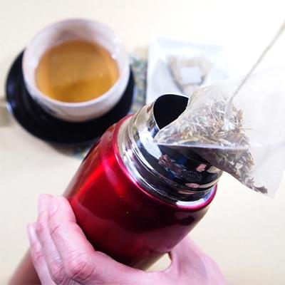 ふるさと納税 南国市 【産地直送手作り】高知県産野草茶　便利なテトラ5種セット〜伝統鉄釜で使い職人が手炒り〜【お茶セット】 |  | 01