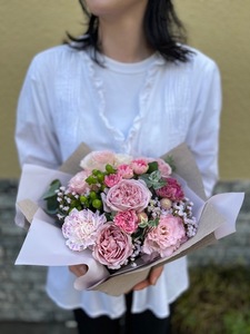	3か月 お届け お楽しみ！ 季節 の アレンジメント 「Medium」 | アレンジ タイプ 高さ約26cm 横幅約23cm お花 flower フラワー ふらわー 花 はな リトルシード インテリ
