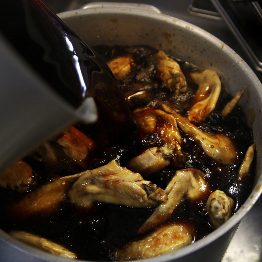 つくだ煮屋の手羽先　3パック（1パック4本入り） ごはんに合う手羽先、新発見！│たまり醤油  醤油 鶏肉 とり肉 こだわり ごはんのお供 おかず おつまみ 晩酌 三重県 四日市市 ふるさと納税_イメー