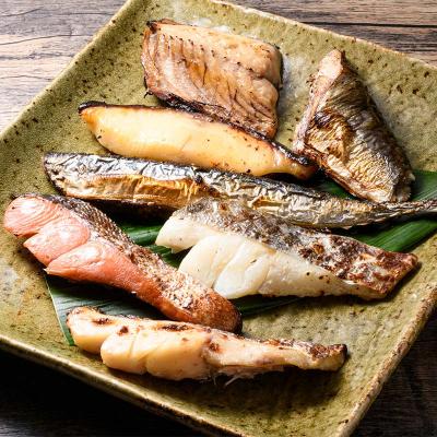 ふるさと納税 釧路市 漬魚食べ比べセット(1) 各2切×1袋入 紅鮭 真鱈 銀ダラ 真さば 秋刀魚 F4F-4758 |  | 01