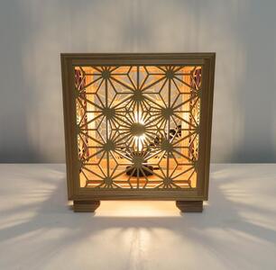 レーザー行灯「趣」キューブ　八重桜と麻の葉組子模様