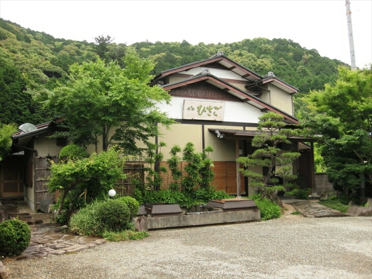 ミシュラン一つ星 丹波の黒毛和牛すき焼 しゃぶしゃぶ 食事券 料亭 高級 すき焼き すきやき しゃぶしゃぶ 和牛 黒毛和牛 体験 利用券 チケット デート 記念日 お祝い 兵庫県 丹波市