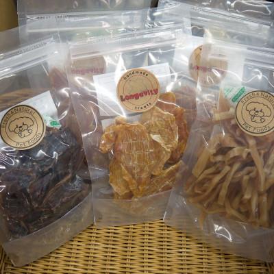 ふるさと納税 那珂川市 【贅沢なひと口】愛犬が夢中になる!素材の旨みが凝縮した手作り胸肉&amp;豚耳&amp;砂肝ジャーキーセット3種M