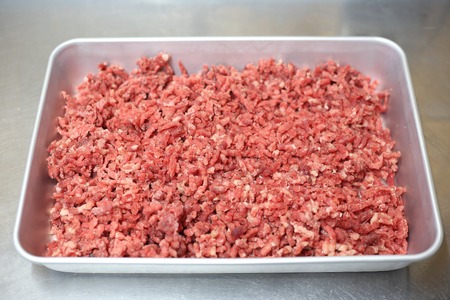 鹿肉ミンチ 1kg ( 500g x 2 ) 鹿肉 挽肉 ジビエ 鹿肉 ハンバーグ 簡単調理 ジビエ料理 簡単 肉 焼き肉 焼肉 タレ 小分け 個包装 BBQ キャンプ アウトドア 京都 木津川  鹿
