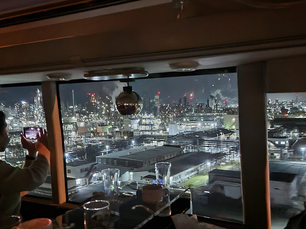 【人気ドラマで紹介】レストランバスの川崎工場夜景コース『イタリアンとお酒と川崎工場夜景を楽しむ夜』のご予約に使えるWEBクーポン【１５，０００円分】