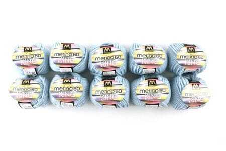 No.054 マンセルメリノキング（極太） 2025番色（水色） 10玉セット