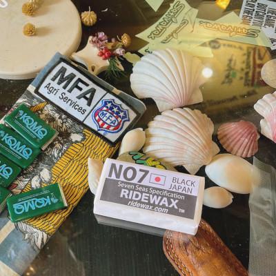 ふるさと納税 茅ヶ崎市 湘南・茅ヶ崎でハンドメイド　サーフワックスセット【夏用】　 |  | 02