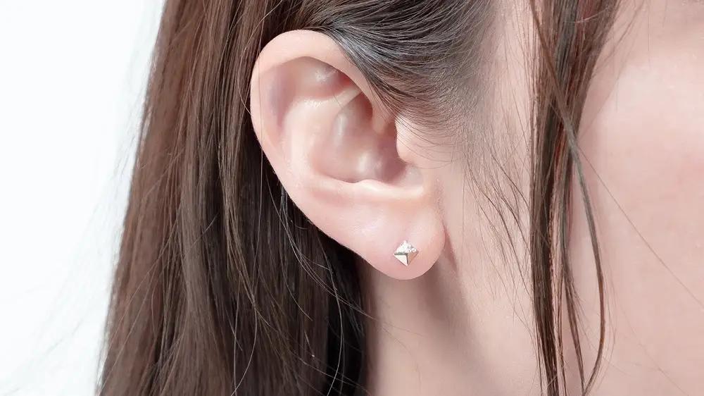 AQ-282　LB-38　KeriA K10　ラボグロウン　ダイヤモンド　ピアス　アクセサリー　ジュエリー　プレゼント　スタッド　シンプル　スタッズ　ロック