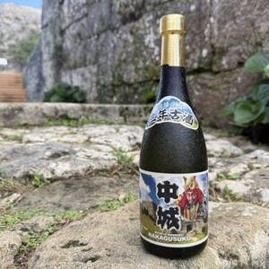 【琉球泡盛・瑞泉酒造】護佐丸伝説 5年古酒35度 4合瓶 720ml【1686897】