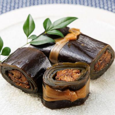 ふるさと納税 釧路町 【毎月定期便】北海道産昆布で鰊を丁寧に巻いた昆布巻き(1本×2袋)全3回 |  | 01