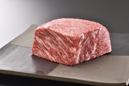 近江牛 特選 霜降り モモ ブロック 500g 【DK07W】 牛肉 近江牛 牛肉 赤身