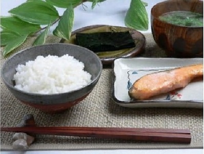 【3-197】コシヒカリ 特別栽培米 10kg 【 新米予約　9月以降発送 】