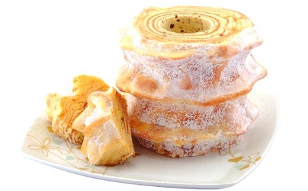 夢の樹グランドバウム プレーン味 ハーフサイズ 1本 〈長さ 約30cm〉【 バウムクーヘン ゆめのいつき スイーツ お菓子 お祝い 結婚式 人気 ギフト 岩手 陸前高田 】 極上のしあわせスイーツ