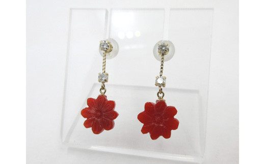 珊瑚 ピアス K18 アクセサリー ゴールド バラ 薔薇 ギフト 贈答 プレゼント 装飾 イベント 土佐沖血赤珊瑚 花 約9.3mm ダイヤモンド K18 ブラピアス （fpi-176）高知県 宿毛市