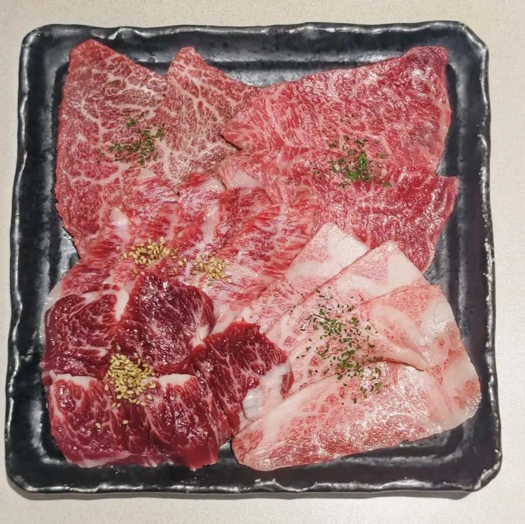 焼肉・ホルモンこそっと お食事券 3,000円分 和牛 ランチ ディナー ギフト 日テレ肉ばか選手権優勝_0091-001-se6