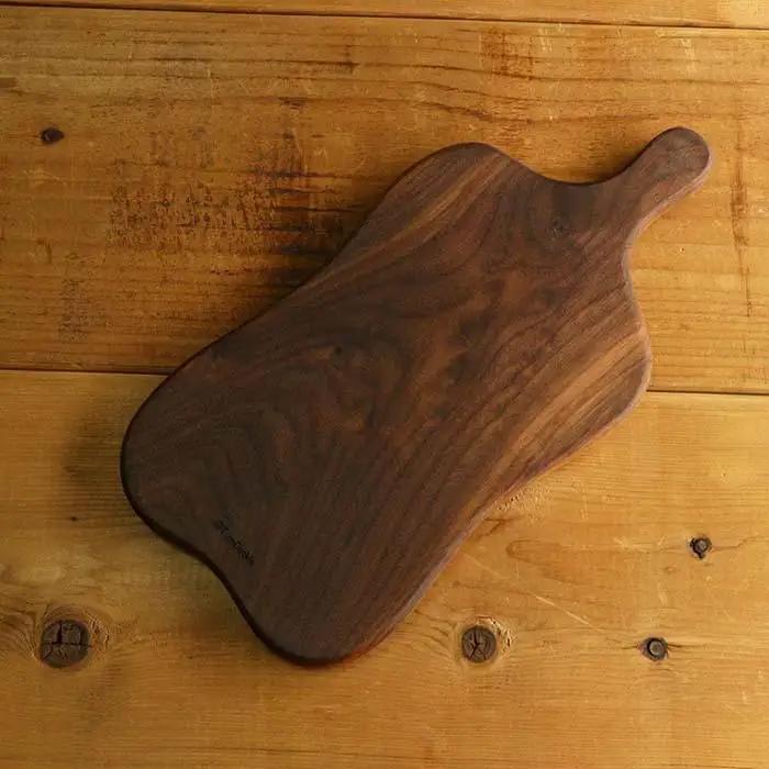 ブラックウォルナットのカッティングボード　free