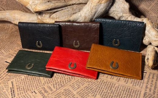 蹄鉄付きカード・名刺入れ（マチなし）（ブラック） 　栗東市 / 株式会社ブルズエフ [BIAU502]