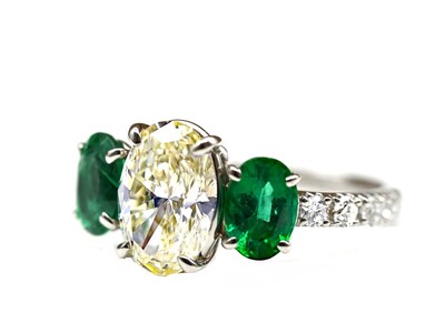 ＶＳダイヤモンド1.6ＣＴ　エメラルドリング　Ｒ3748DI-P